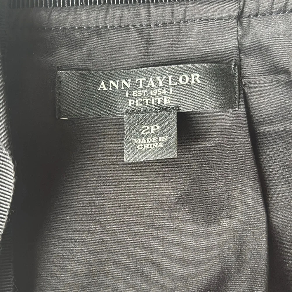 Ann Taylor Petite Skirt in Black/White Leopard Print Size 2P EUC